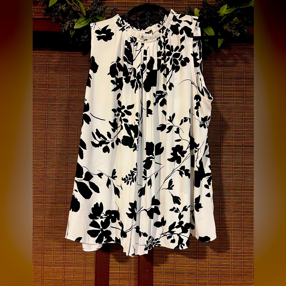 WHBM Sleeveless Tank